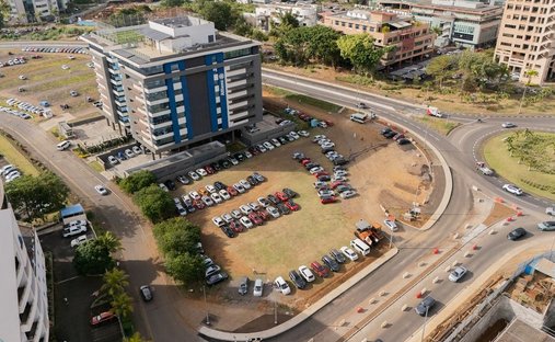 Land in Quatre Bornes, Plaines Wilhems, Mauritius 1