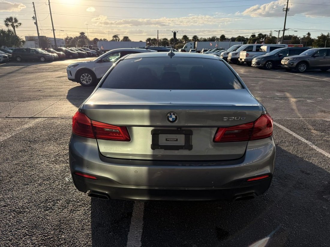 Sedan in Orlando, FL, United States 5 - 19151439
