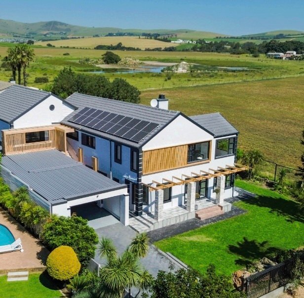 House in Durbanville, Northern Suburbs, Cape Town 2 - 19151781