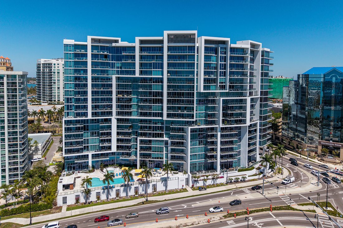 Condo in Sarasota, Florida, United States 2 - 19151804