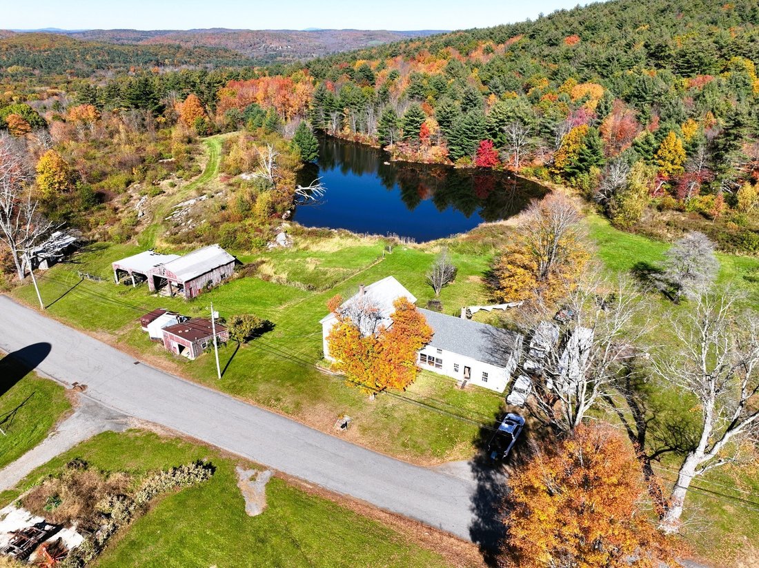 Maison à West Brookfield, Massachusetts, États-Unis 1 - 18495141