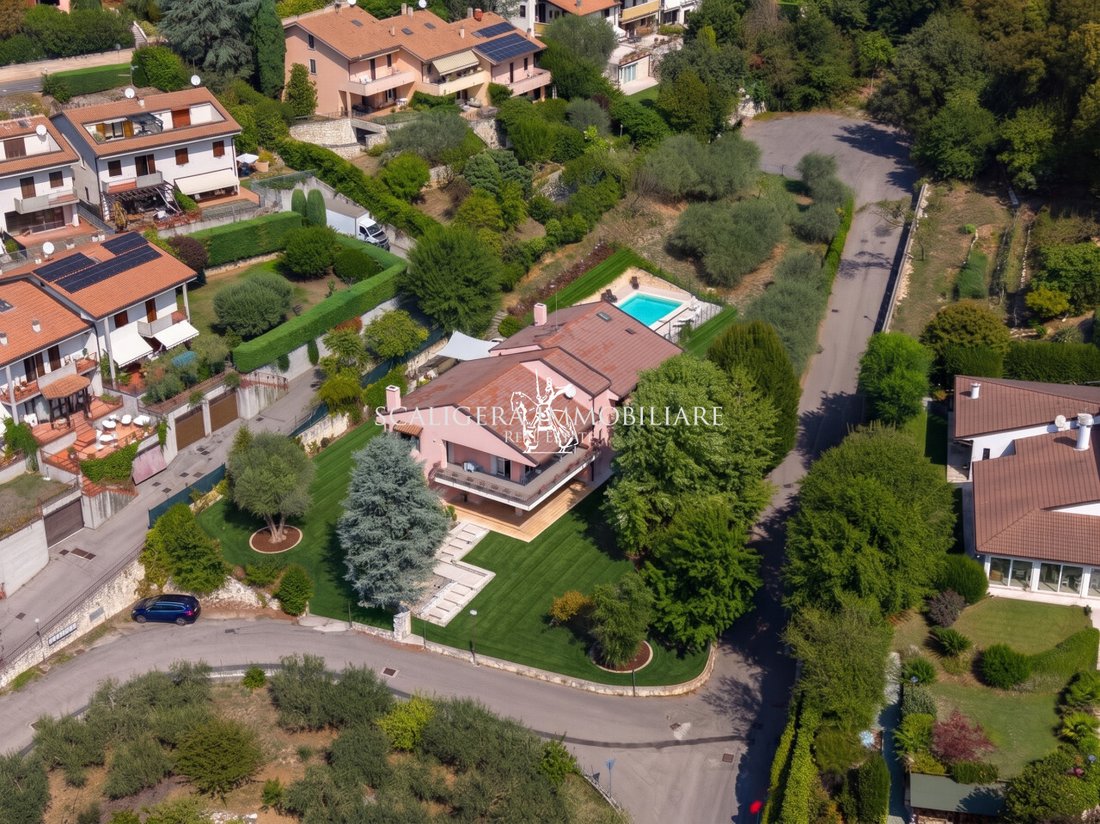 Villa a Negrar di Valpolicella, Veneto, Italia 1 - 19151886