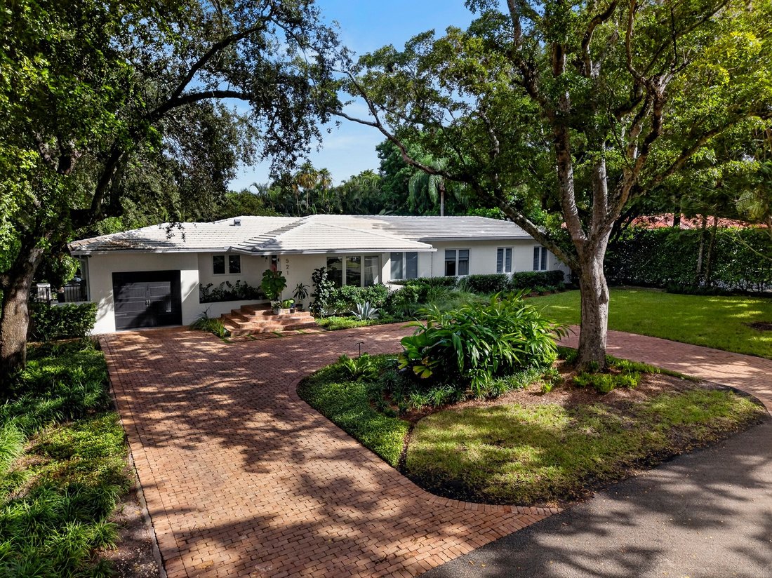 House in Miami, Florida, United States 2 - 19152002