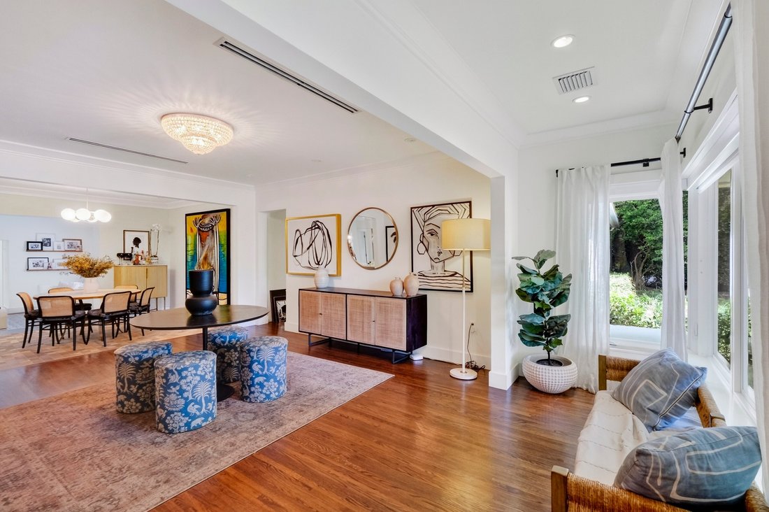 House in Miami, Florida, United States 5 - 19152002