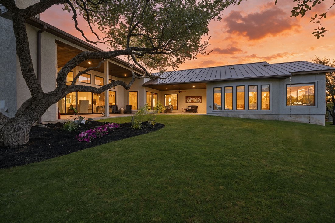 House in San Antonio, Texas, United States 2 - 19152024
