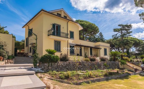 Villa in Castagnole-Spinabella-Montecrescenzio, Marino, Latium 1