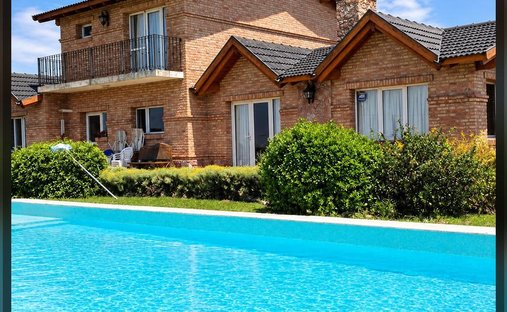 Haus in Villa Giardino, Córdoba, Argentinien 1