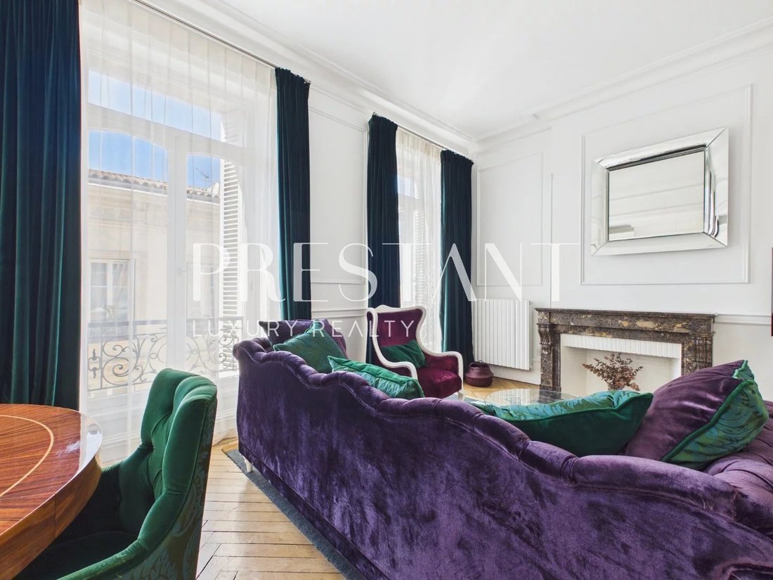 Appartement à Hôtel de Ville-Quinconce-Saint Seurin-Fondaudège, Bordeaux, France 3 - 19152243