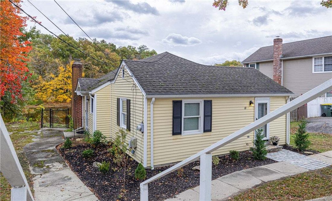 House in Smithfield, Rhode Island, United States 3 - 19152207