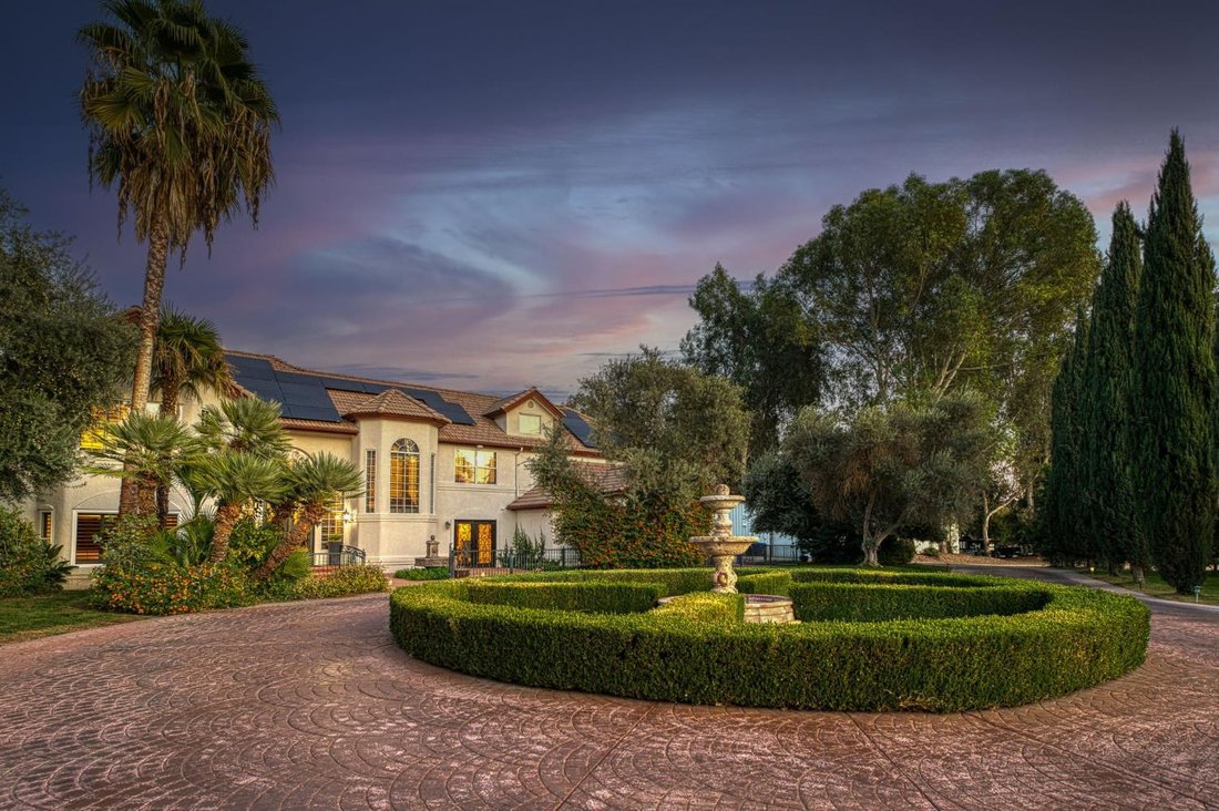 Casa a Clovis, California, Stati Uniti 2 - 19152188
