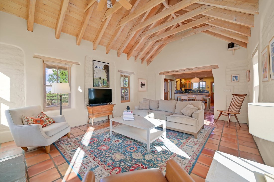 Maison à Santa Fe, Nouveau-Mexique, États-Unis 2 - 19152023
