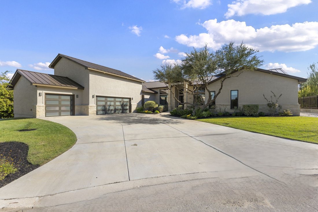 House in San Antonio, Texas, United States 3 - 19152024