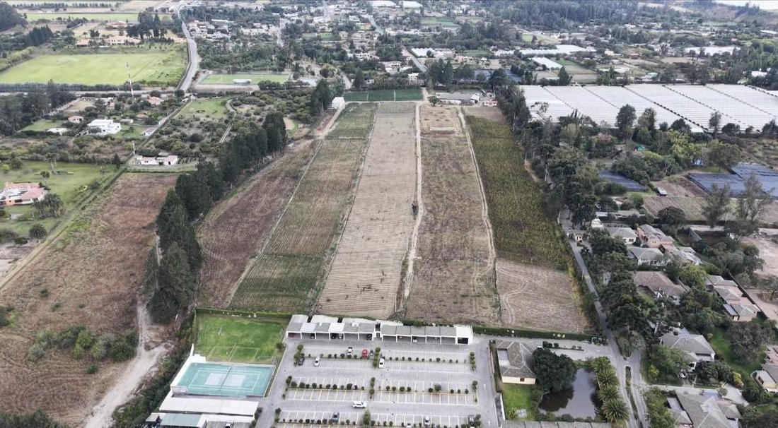 Terreno en Quito, Pichincha, Ecuador 5 - 19152036