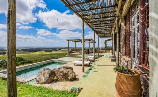 Country House in Laguna Blanca, Maldonado Department, Uruguay 1