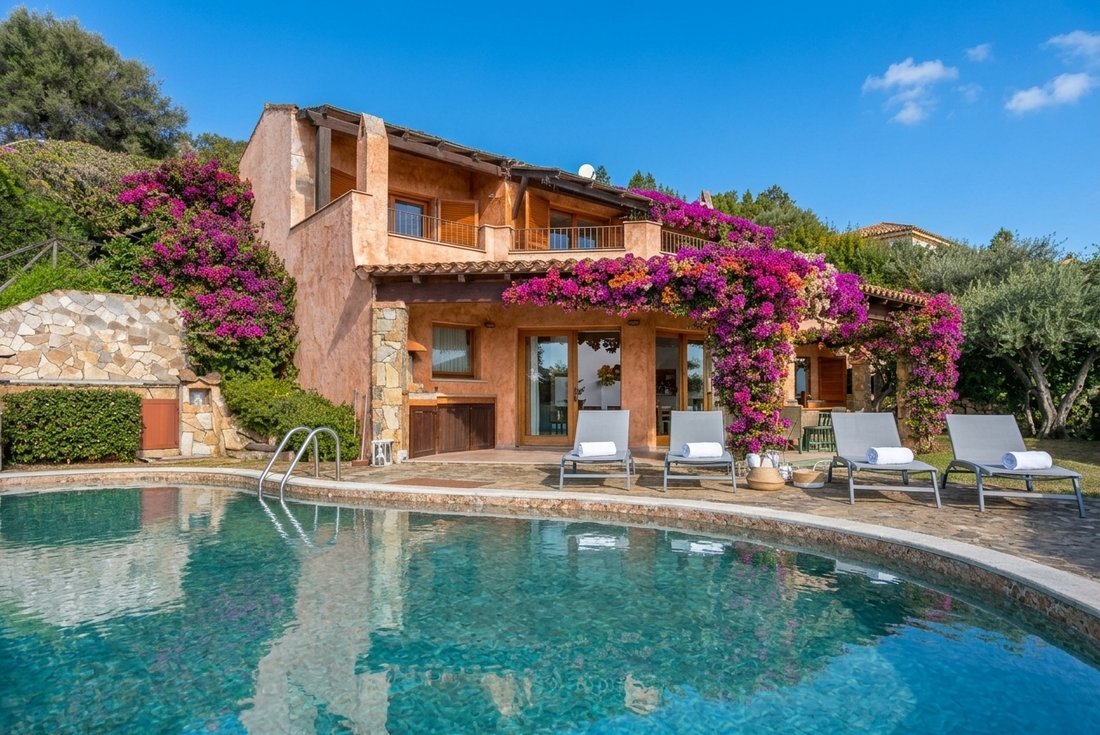 Villa in Domus De Maria, Sardinia, Italy 1 - 19154214