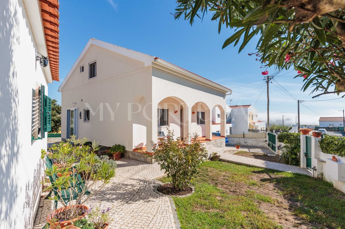 Casa en Carvoeira, Distrito de Lisboa, Portugal 1 - 19153466