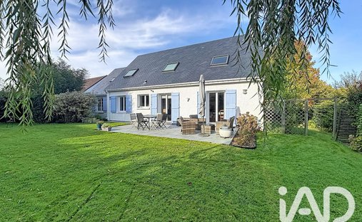 Haus in Isneauville, Normandie, Frankreich 1