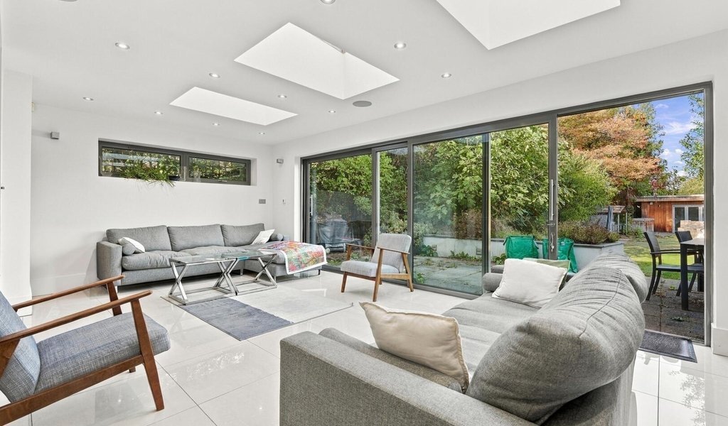 Haus in Aldersbrook, Redbridge, England 3 - 19155151