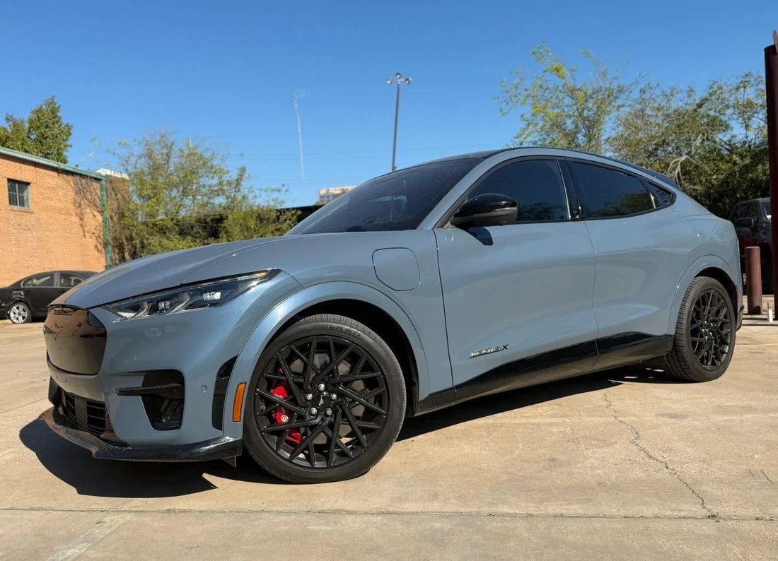 Suv in Dallas, TX, United States 2 - 19156445