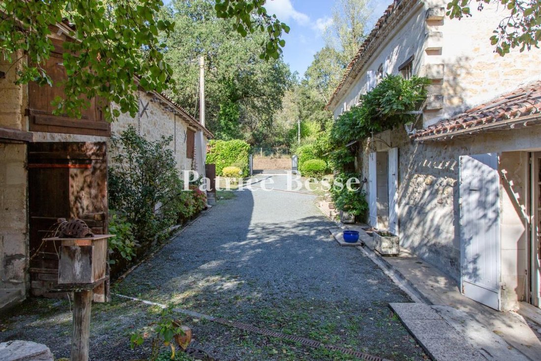House in Sallebœuf, Nouvelle-Aquitaine, France 5 - 19156293