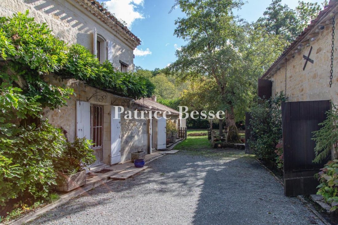 House in Sallebœuf, Nouvelle-Aquitaine, France 4 - 19156293