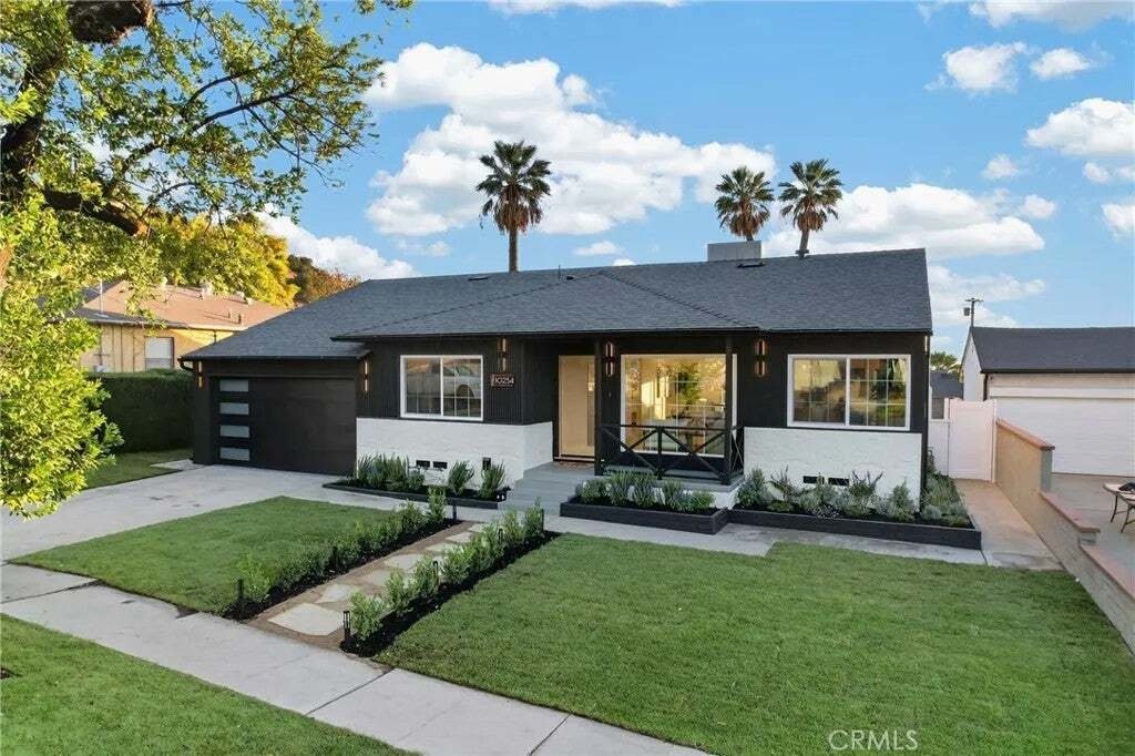 House in Los Angeles, California, United States 1 - 19155413