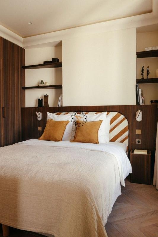 Apartment in Triangle d'Or, Paris 8e Arrondissement, Paris 5 - 19156310