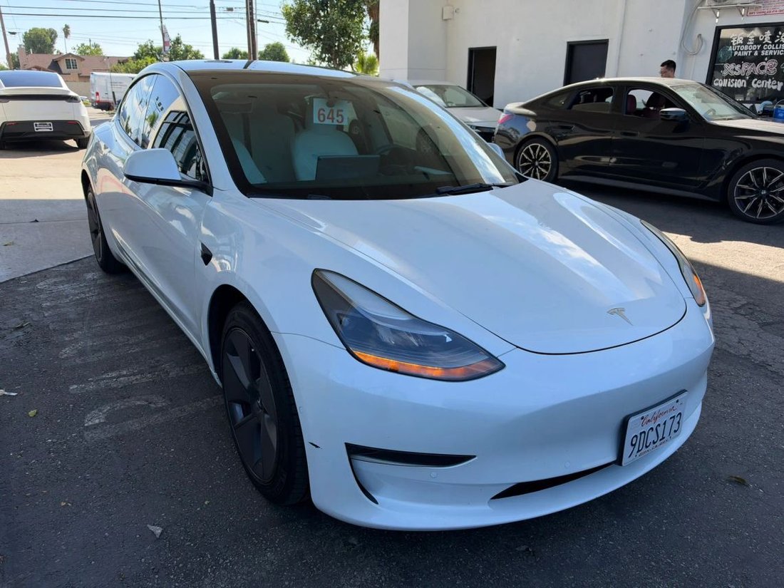Sedan in Azusa, CA, United States 1 - 19156803