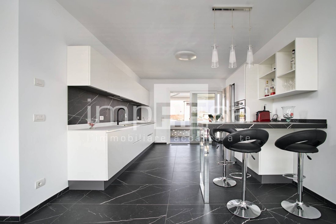 Apartment in Stazione, Treviso, Italy 4 - 19157332