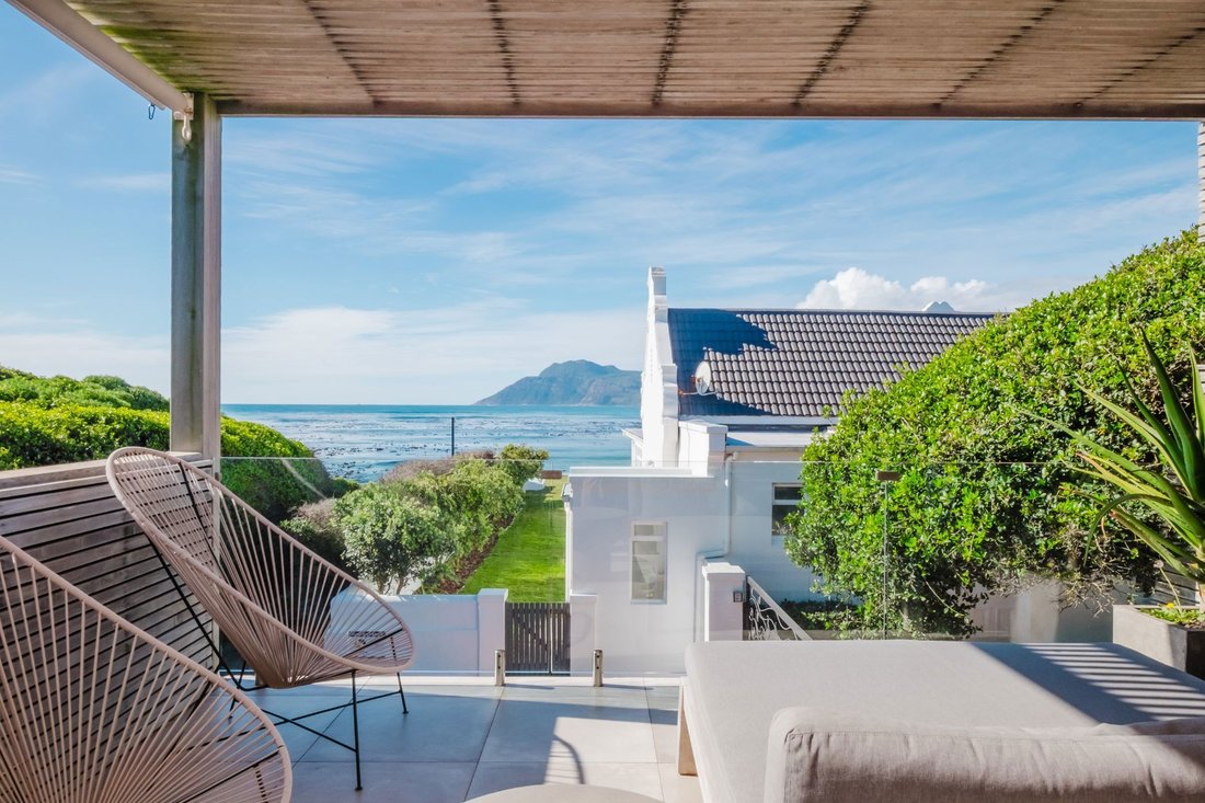 House in Kommetjie, South Peninsula, Cape Town 1 - 19154825