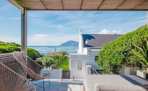 House in Kommetjie, South Peninsula, Cape Town 1