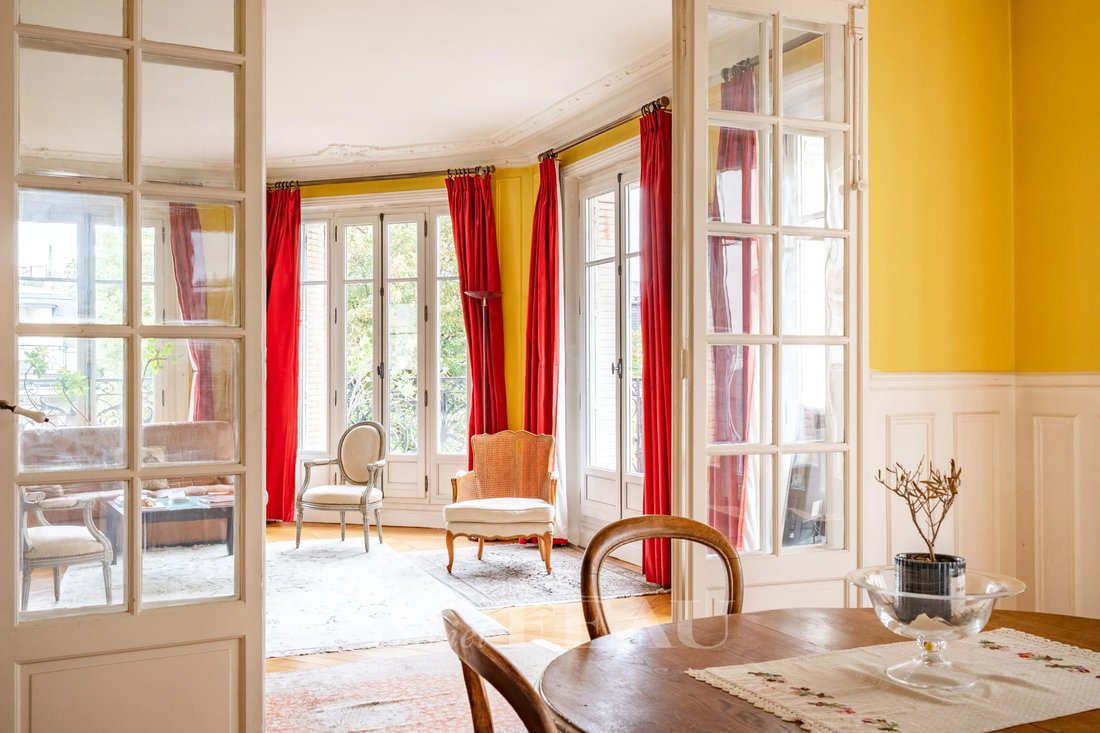 Apartment in Auteuil Nord, Paris 16e Arrondissement, Paris 4 - 19152737
