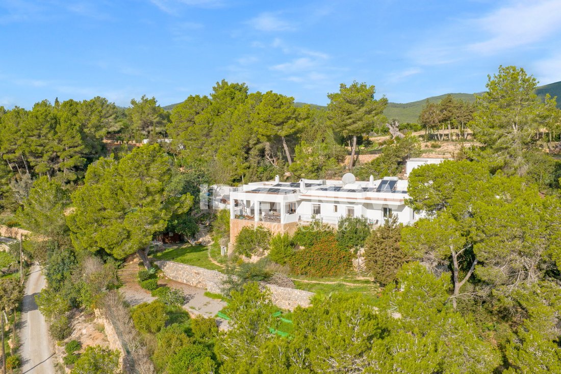 Casa di campagna a Sant Carles de Peralta, Santa Eulària des Riu, Isole Baleari 1 - 19152899
