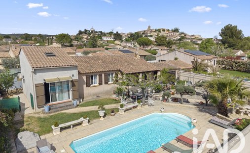 Casa a Pourrières, Provenza-Alpi-Costa Azzurra, Francia 1