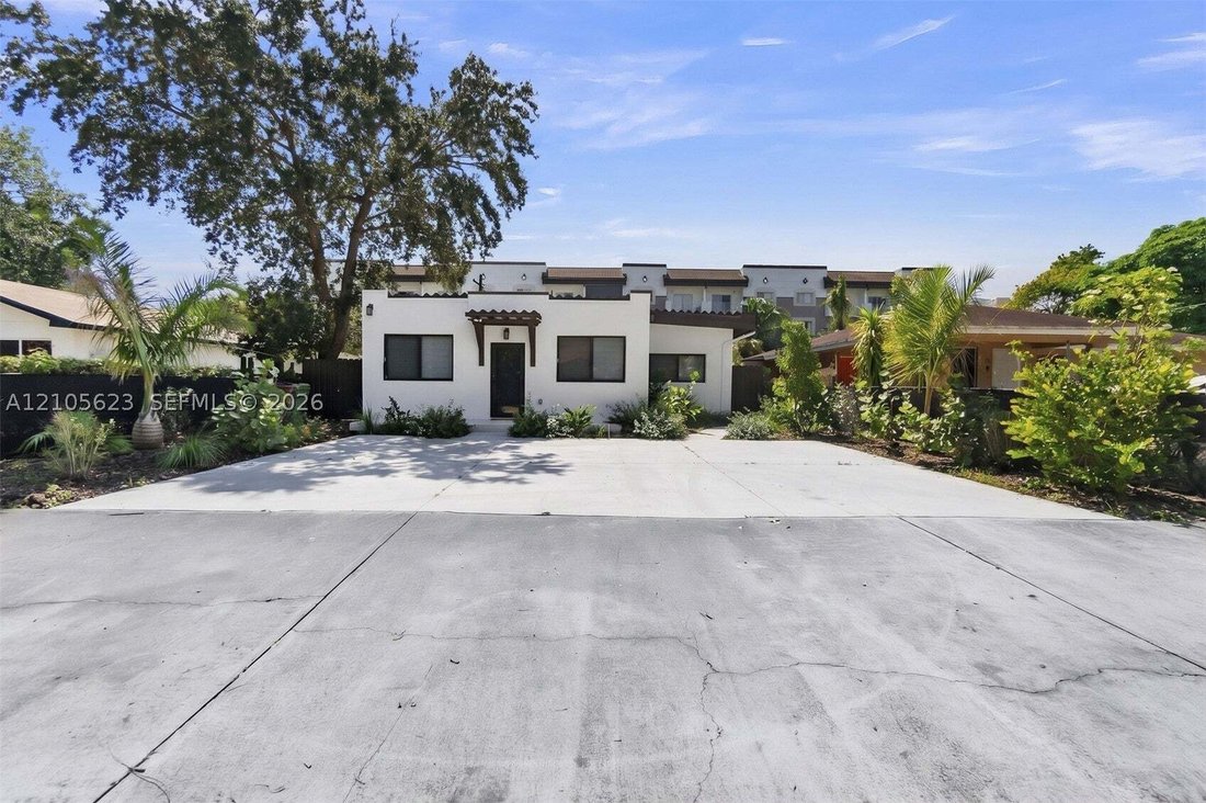 House in Hialeah, Florida, United States 4 - 19099466
