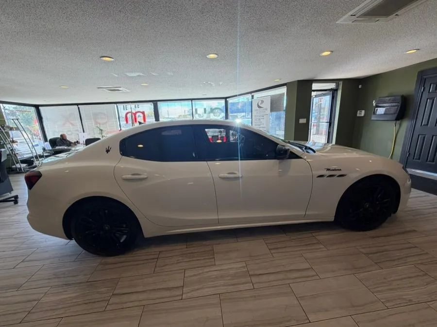Sedan in West Hartford, CT, United States 4 - 19156765
