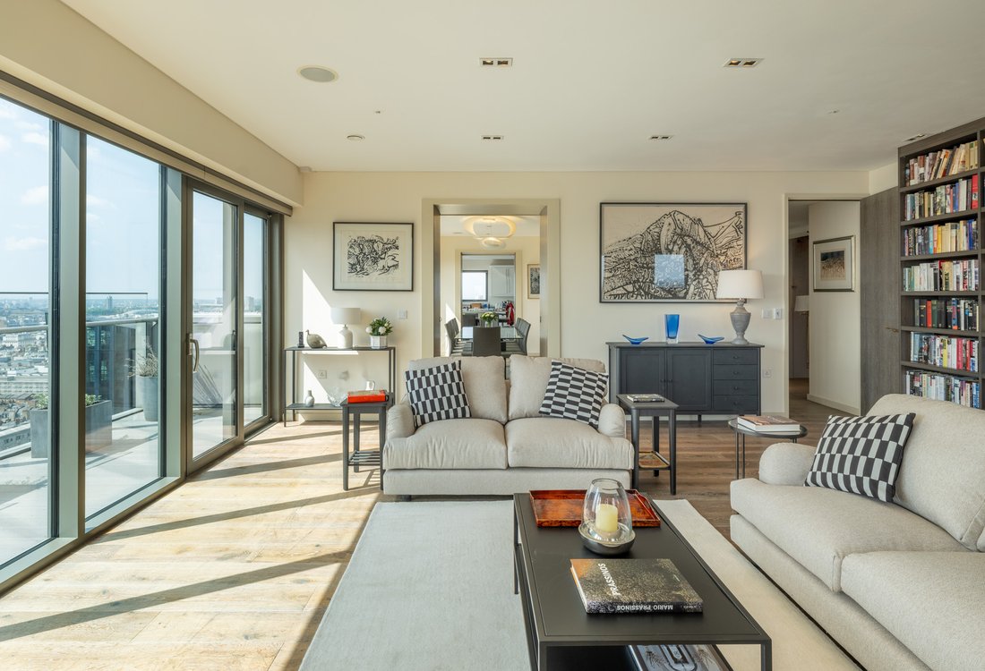 Penthouse in Fitzrovia, Camden, England 2 - 19152413
