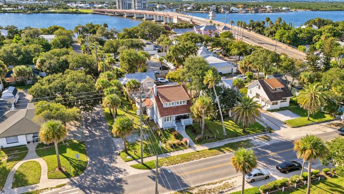 Casa a New Smyrna Beach, Florida, Stati Uniti 2 - 19152684