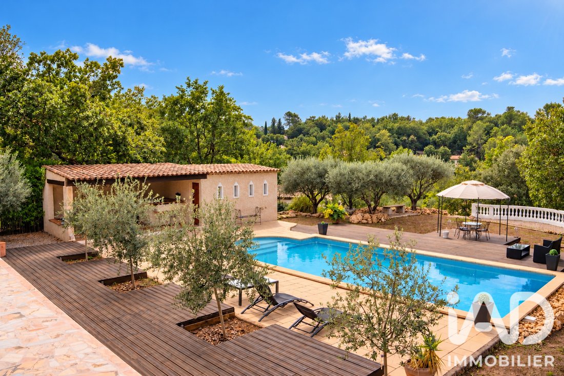 Maison à Saint-Paul-en-Forêt, Provence-Alpes-Côte d'Azur, France 3 - 19154021