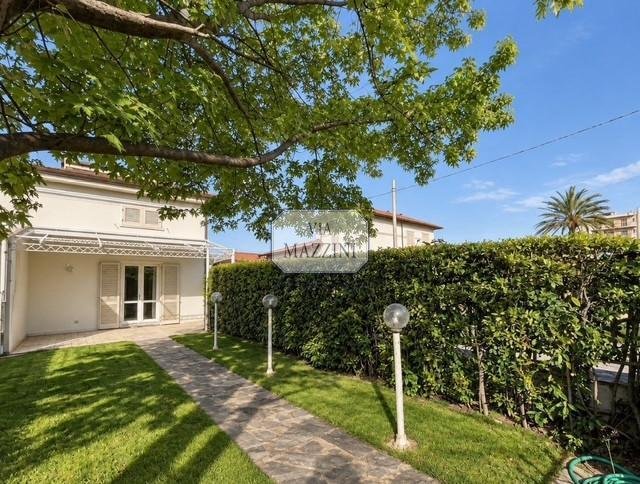 Country House in Tonfano, Pietrasanta, Italy 4 - 19154816