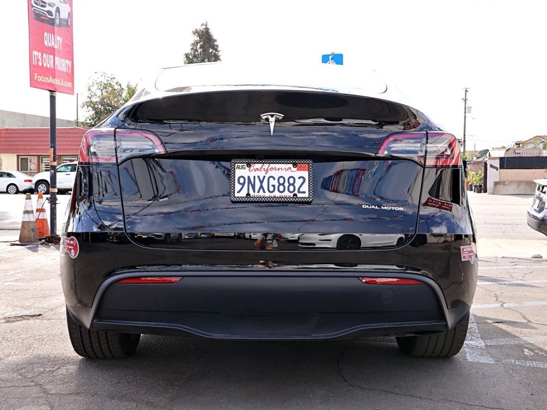 Suv in El Monte, CA, United States 3 - 19156661