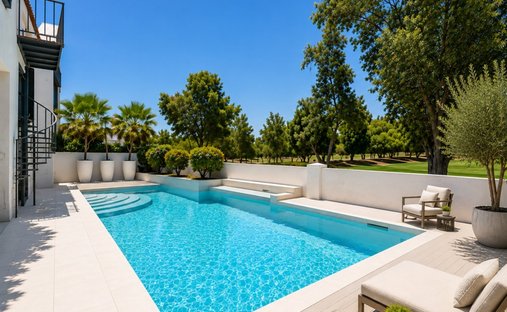 Villa in Jumeirah Golf Estates, Dubai, United Arab Emirates 1