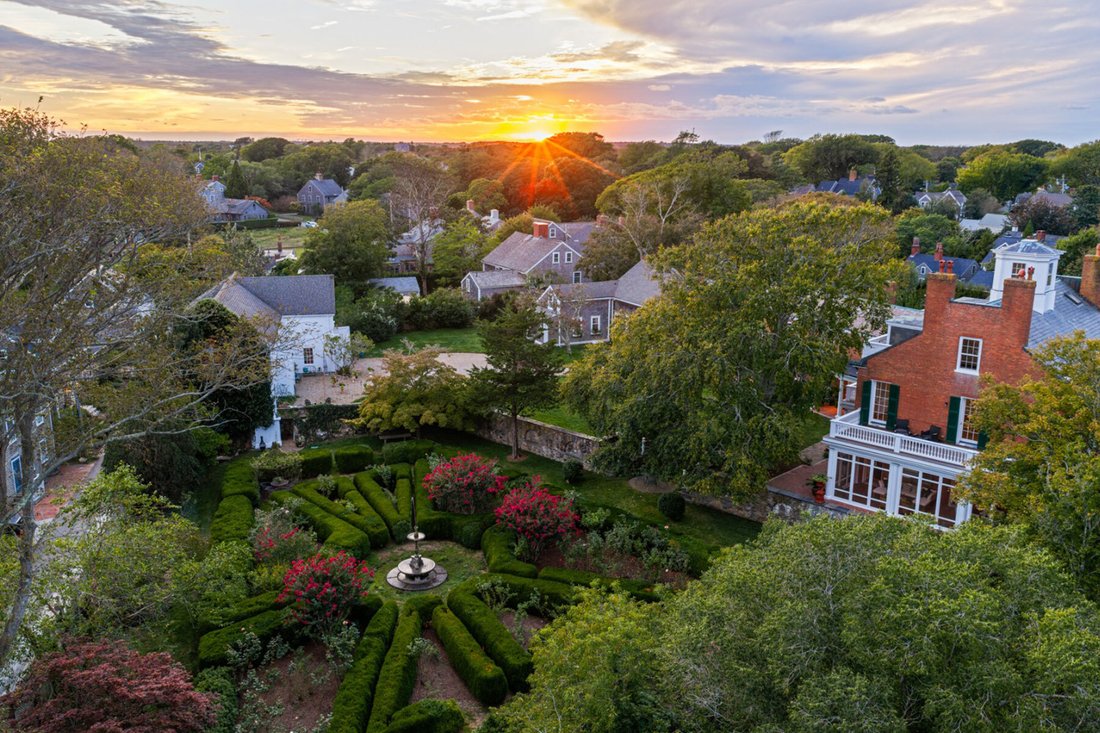 House in Nantucket, Massachusetts, United States 1 - 19154349