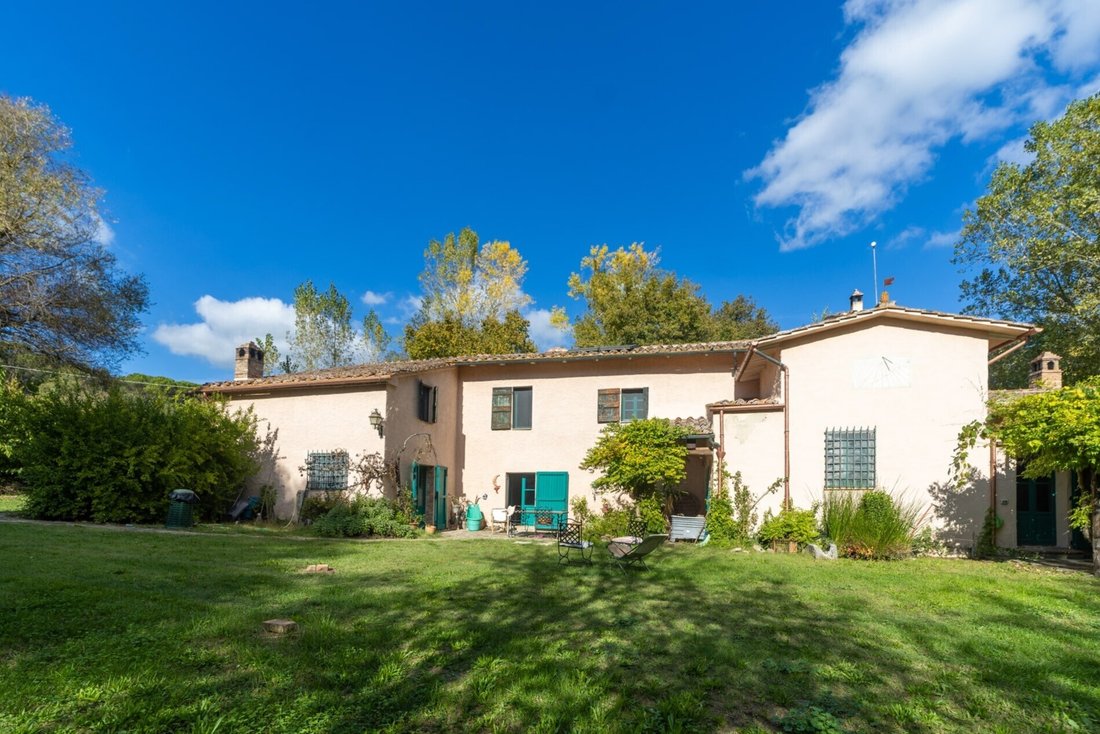 Casa en Chiusdino, Toscana, Italia 2 - 19152741