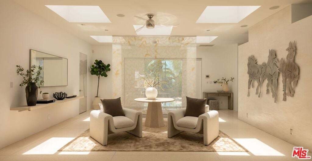 House in Los Angeles, California, United States 4 - 19154636