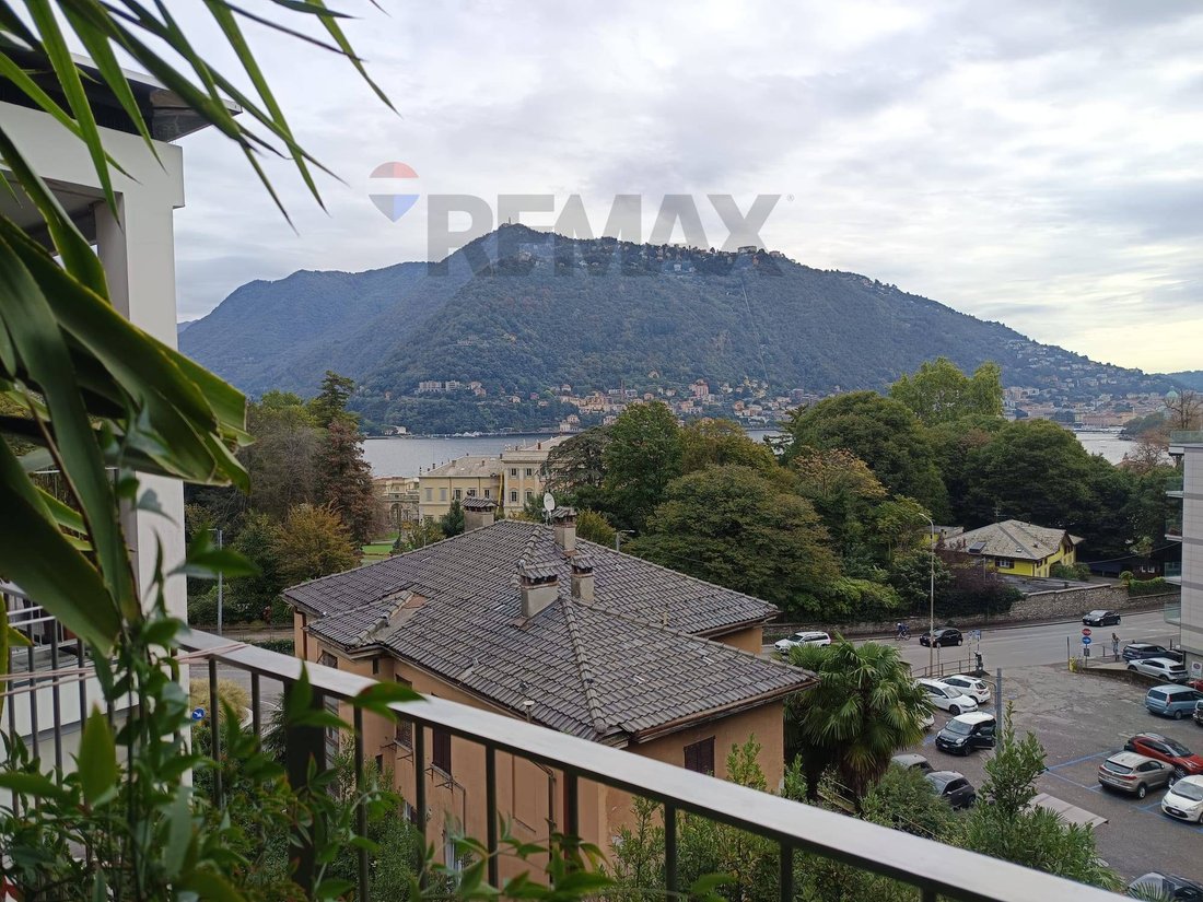 Apartment in Centro-Lago Occidentale, Como, Lombardy 2 - 19157315