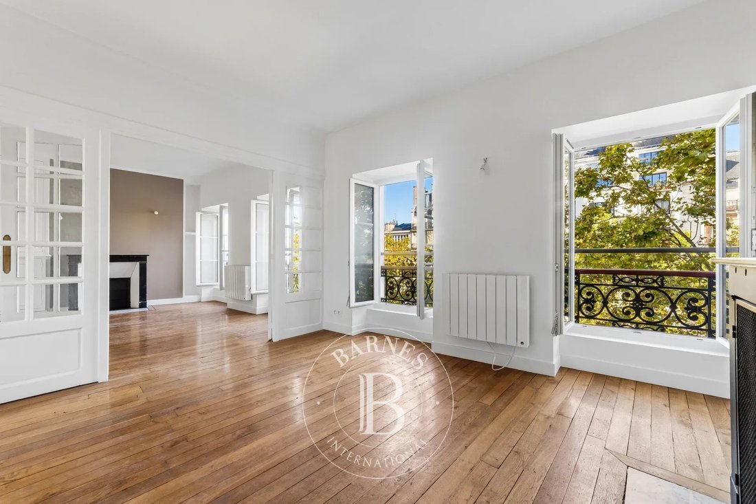 Apartment in Raspail-Montparnasse, Paris 14e Arrondissement, Paris 1 - 19153383