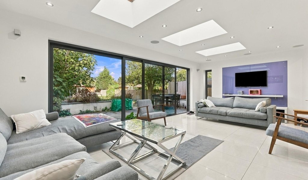 Haus in Aldersbrook, Redbridge, England 5 - 19155151