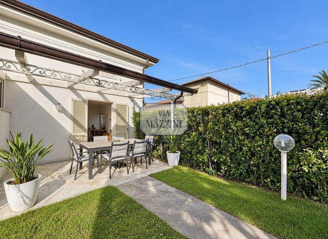 Country House in Tonfano, Pietrasanta, Italy 5 - 19154816