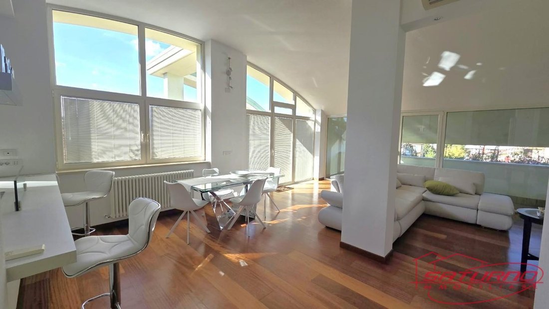Penthouse en Sant'Anna, Lucca, Italia 1 - 19154867